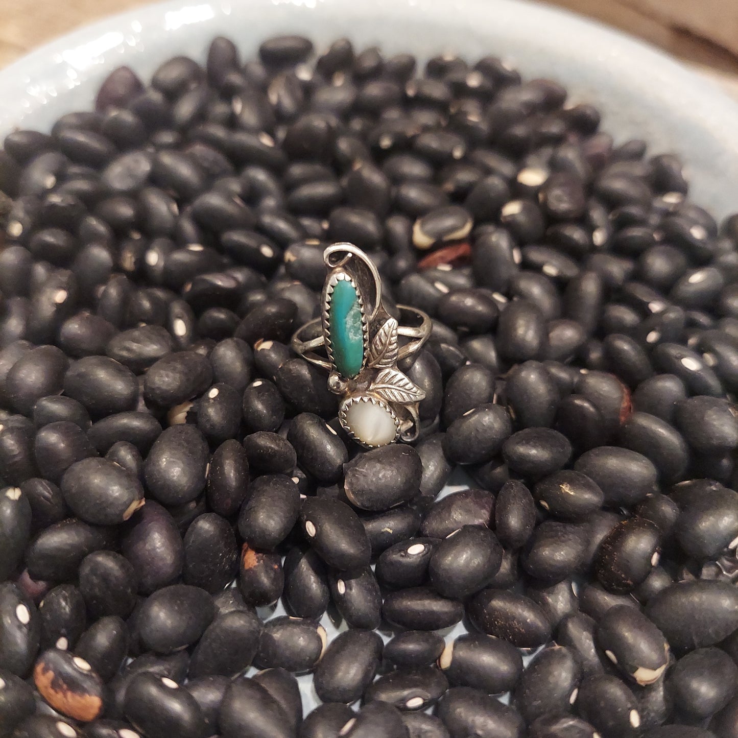 Malachite & Mother of Pearl Ring