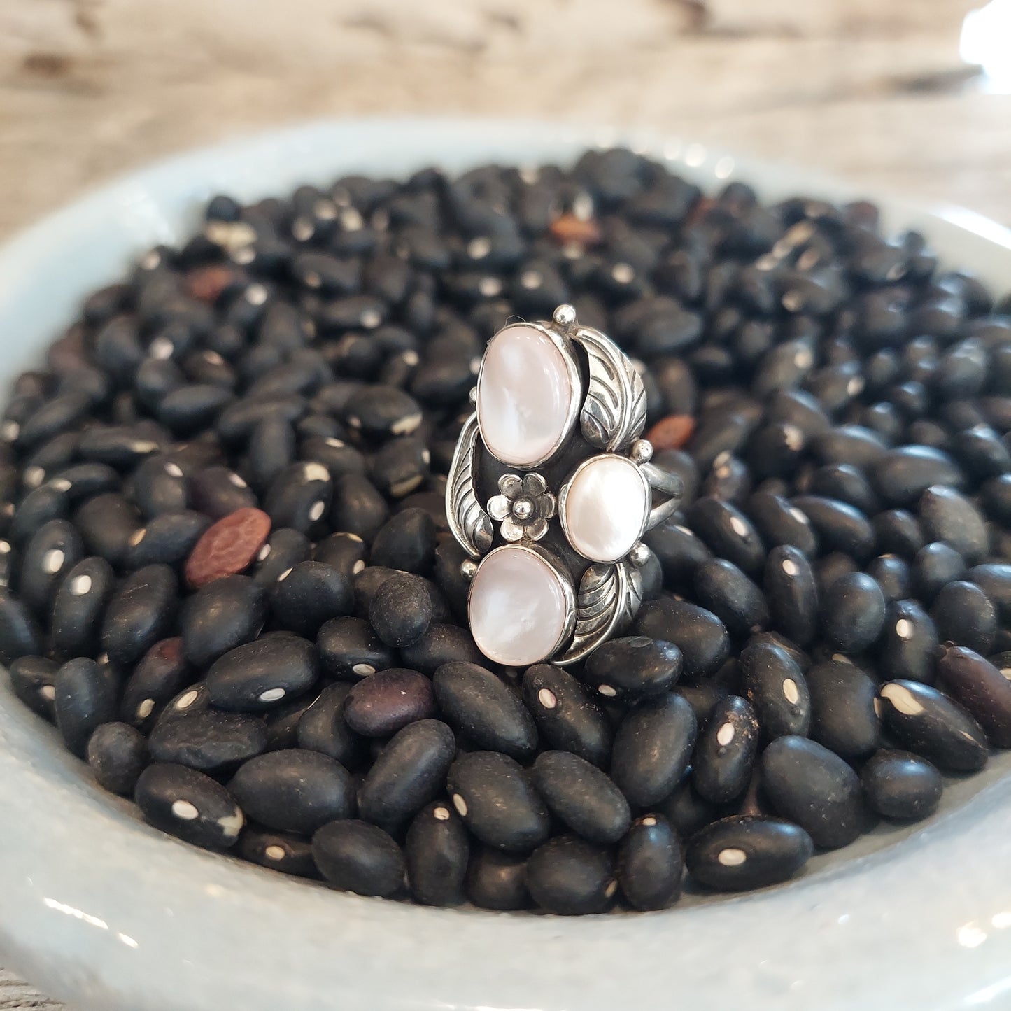 Navajo Mother of Pearl Vintage Ring