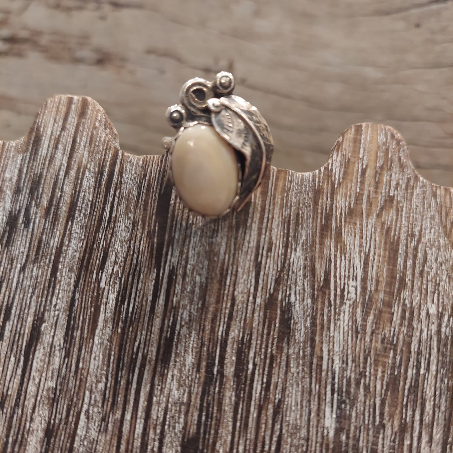 Mother of Pearl Feather Ring