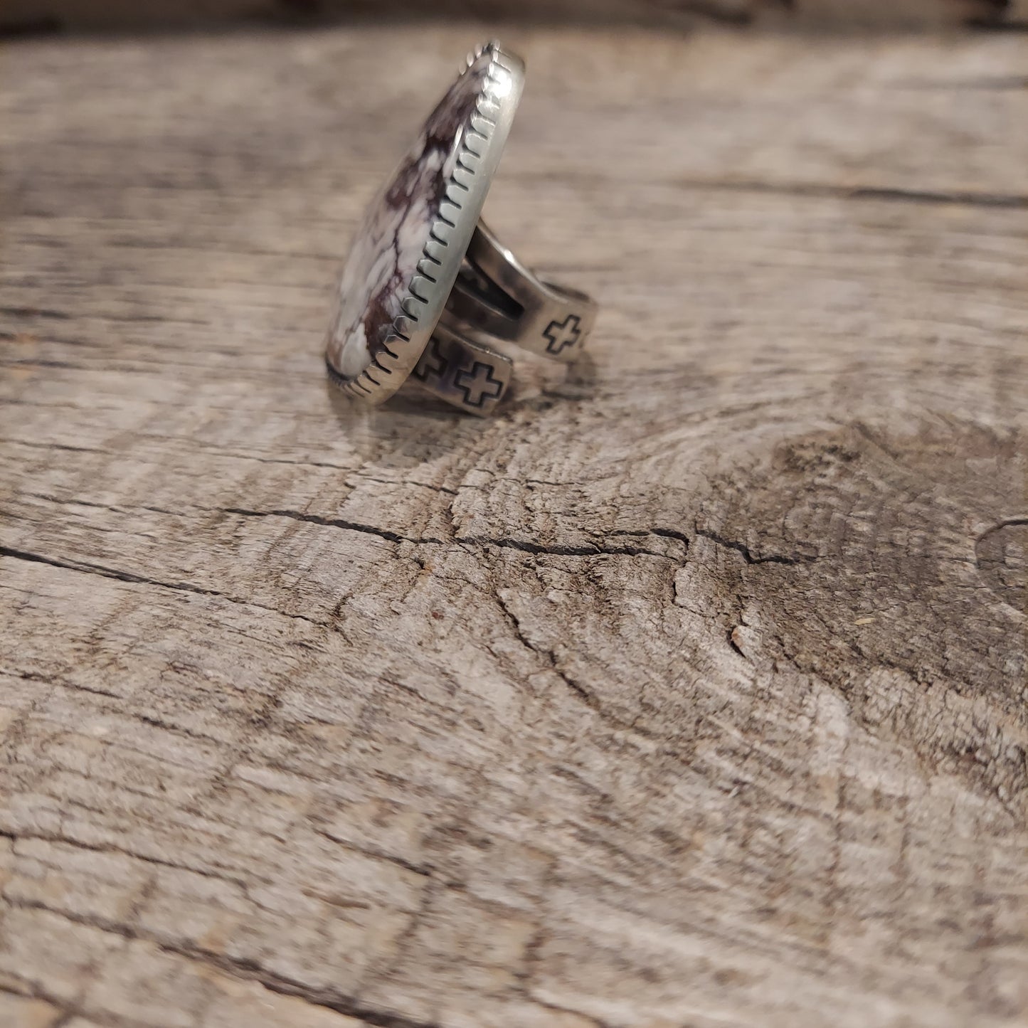 Tufa Cast Wild Horse Ring