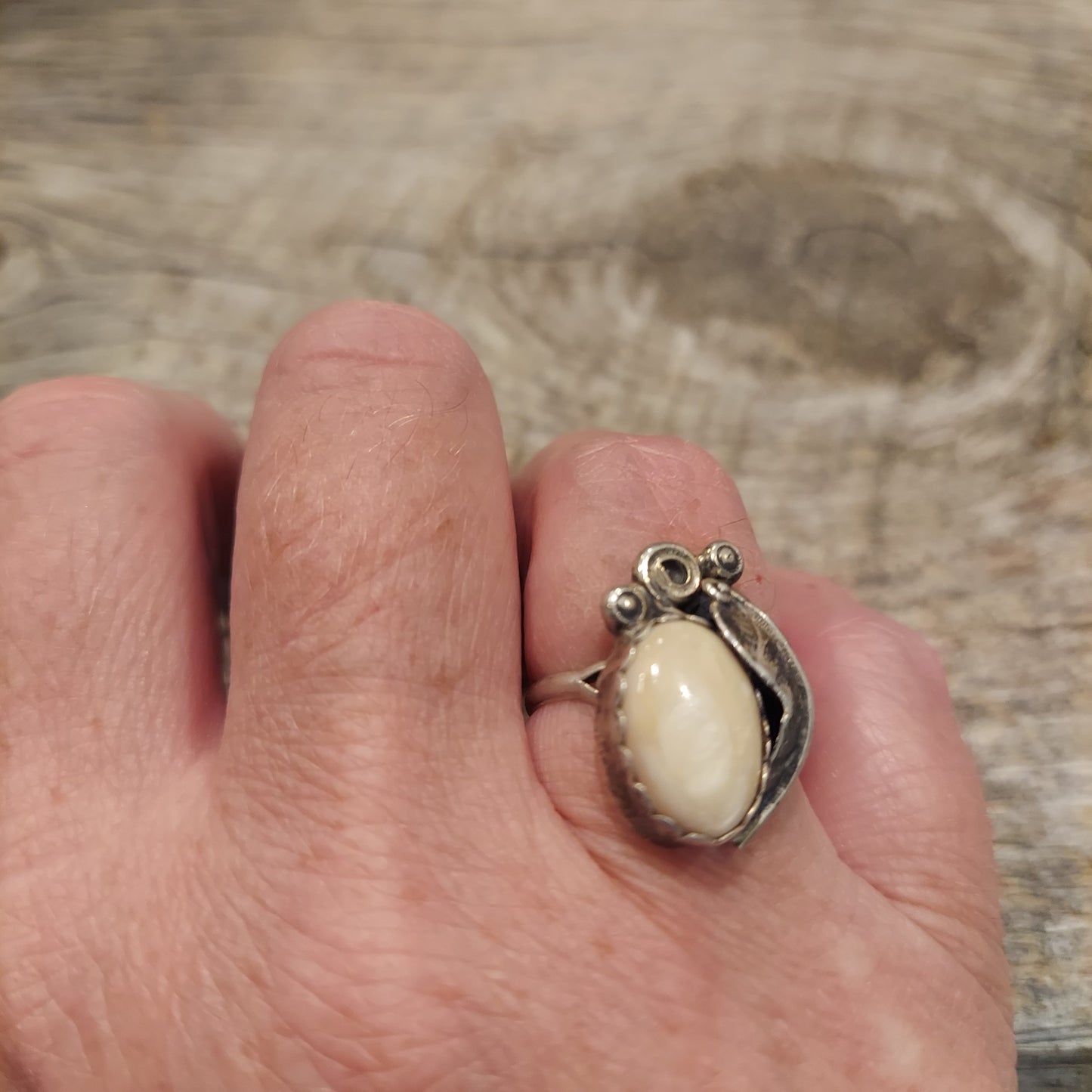 Mother of Pearl Feather Ring