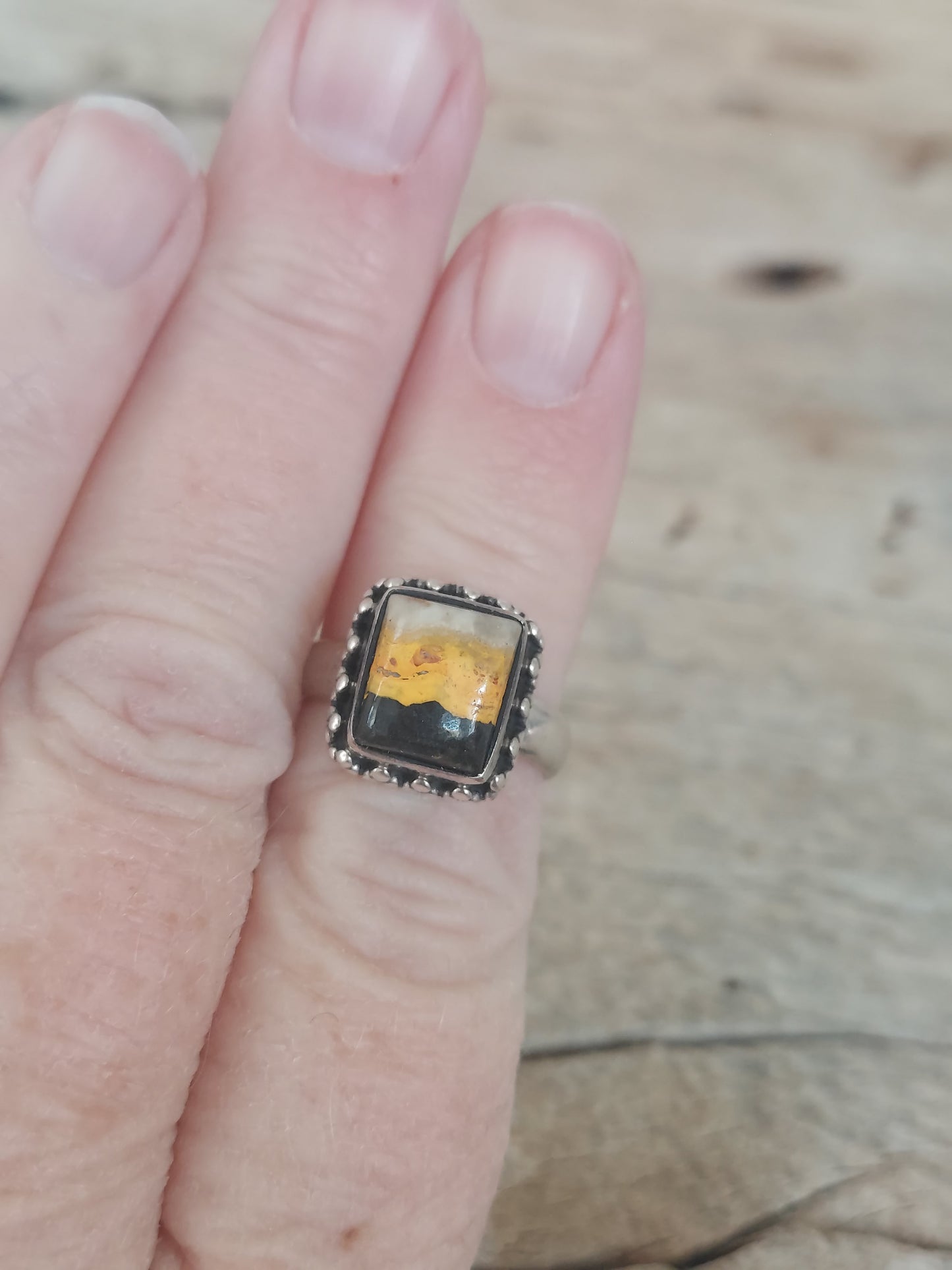 Bumble Bee Ring