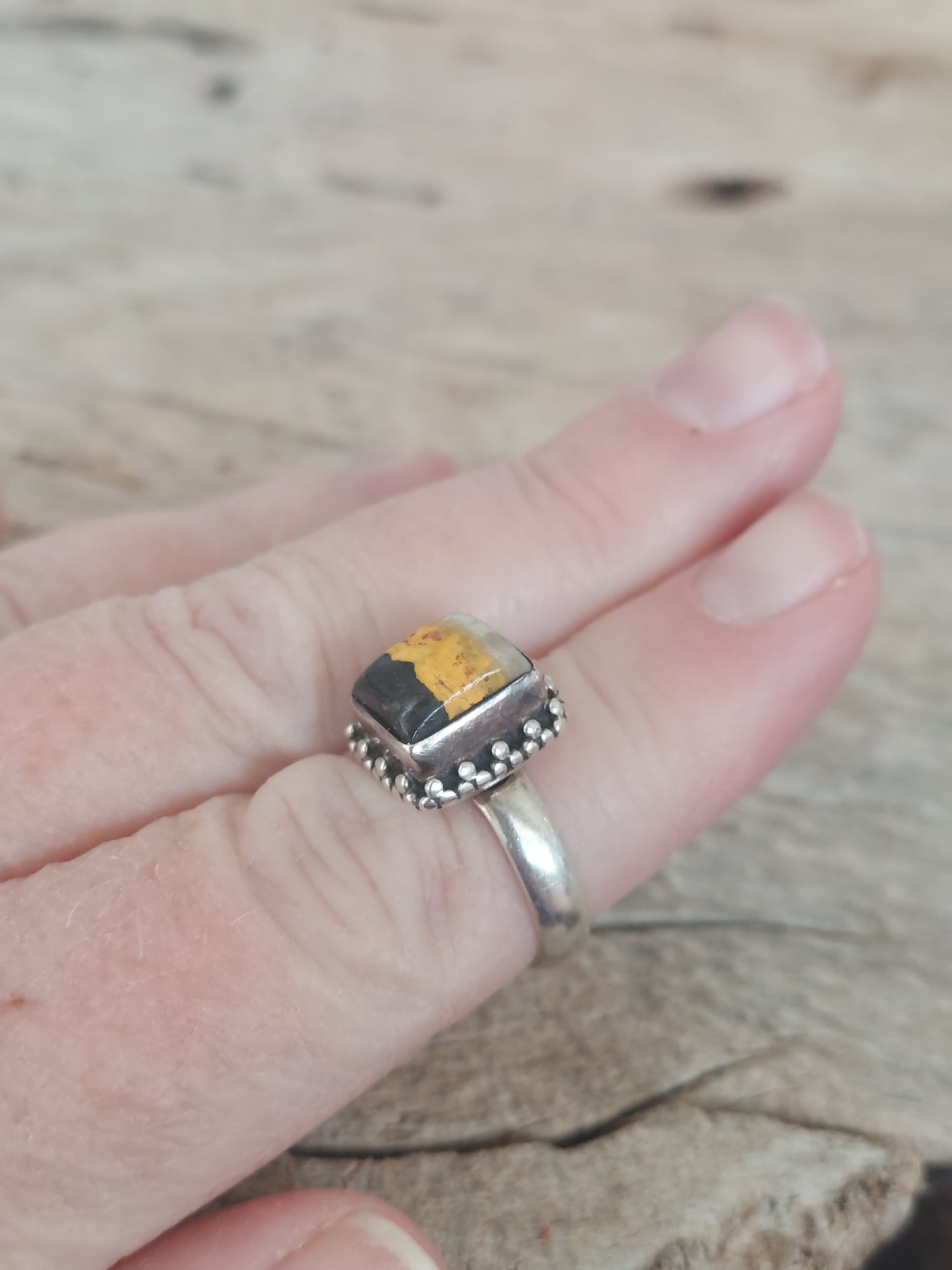 Bumble Bee Ring